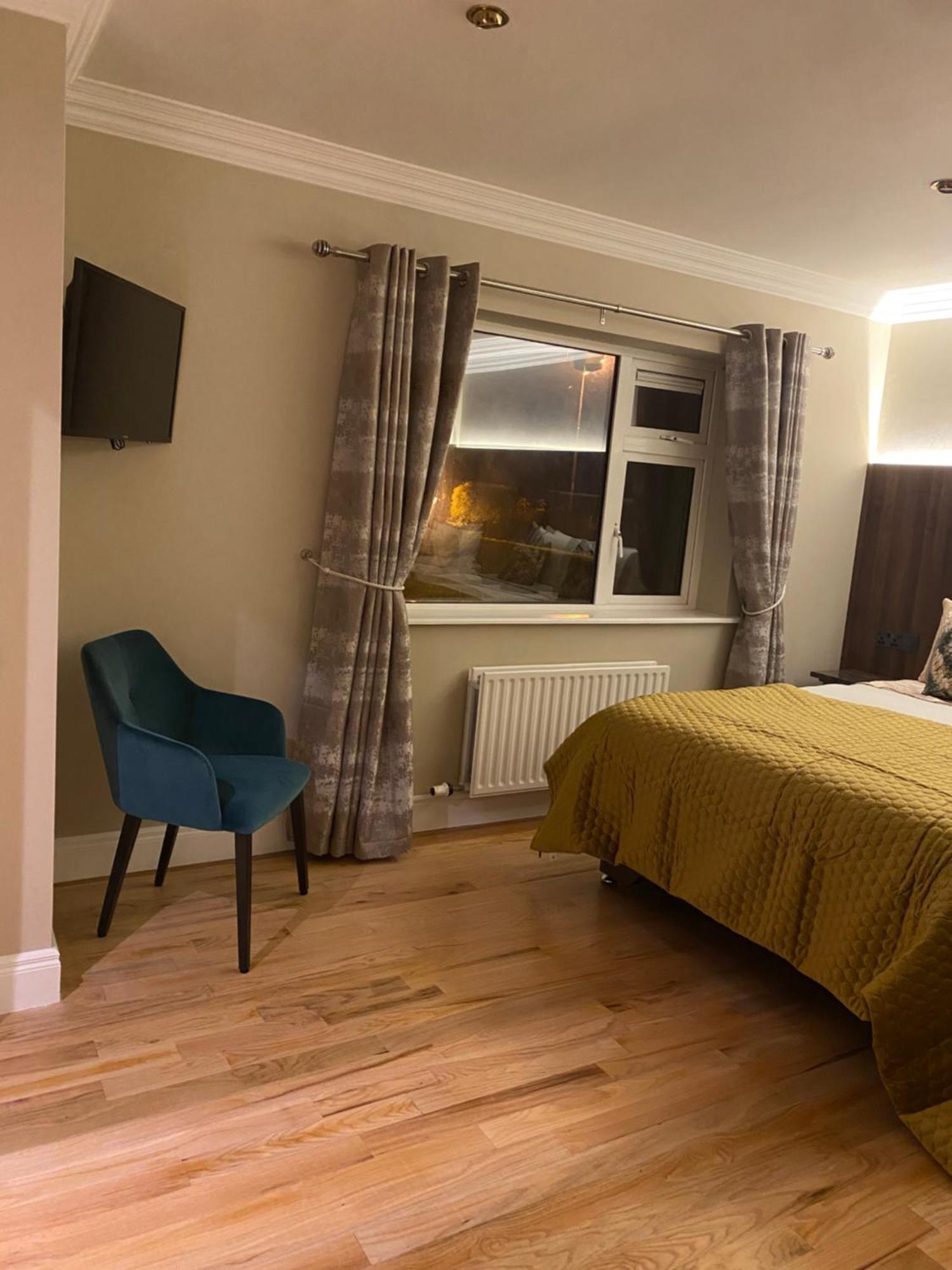 Tower View Hotell Dingle Eksteriør bilde